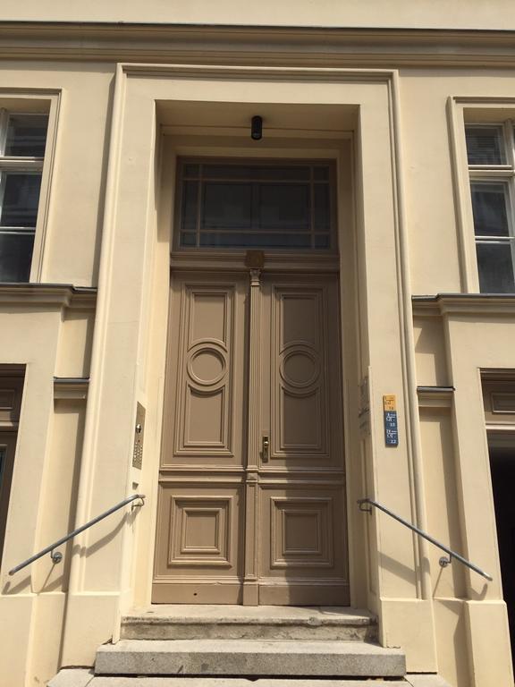 Luxury 2 Bedroom Apartment In The Heart Of Mitte, Berlin Berlim Quarto foto