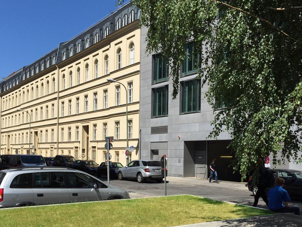 Luxury 2 Bedroom Apartment In The Heart Of Mitte, Berlin Berlim Exterior foto